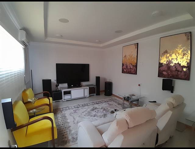3 BEDROOM BED & BREAKFAST FOR SALE IN SAFARI GARDENS